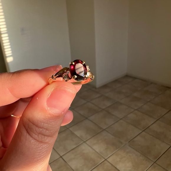 Ring Jewelry - Ring Gold Band with Dark Red Garnet Stone 14K